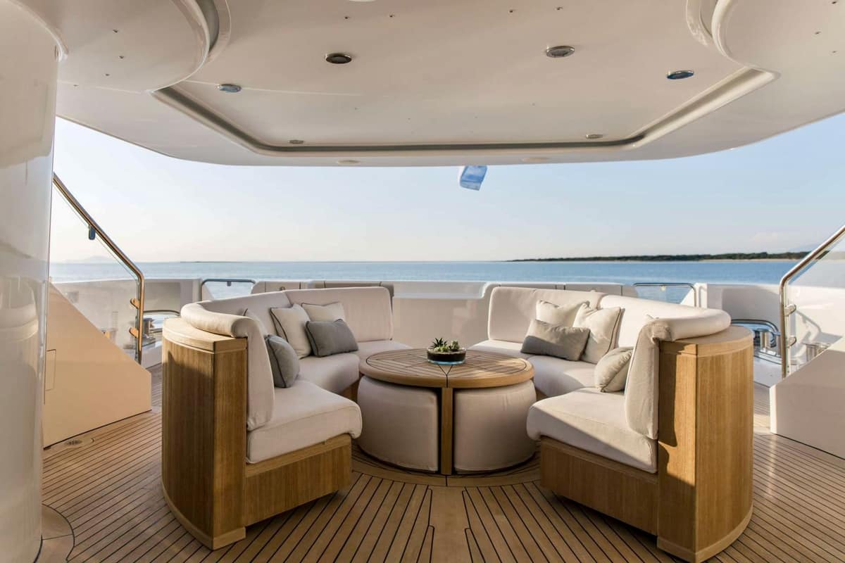 Isa Yacht 47 photo 24