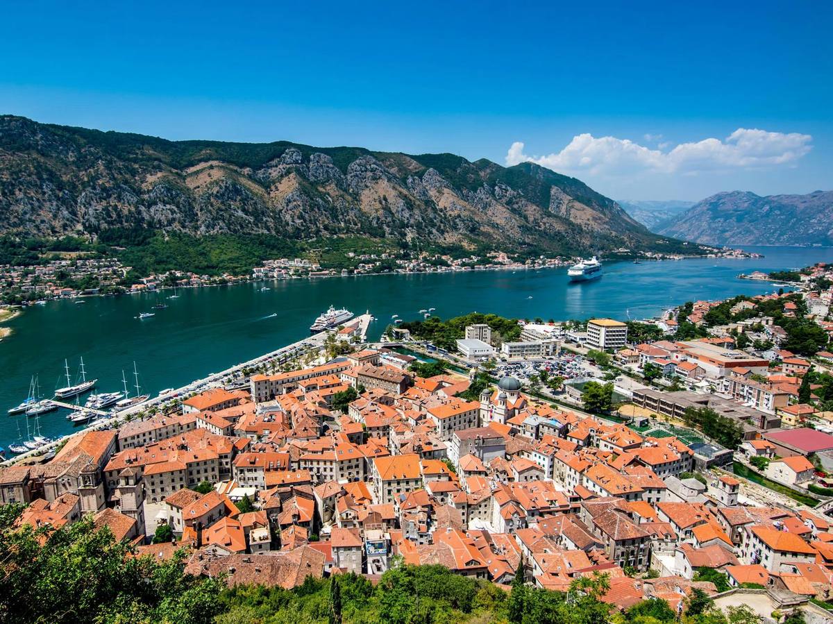 Day trip to Montenegro cover