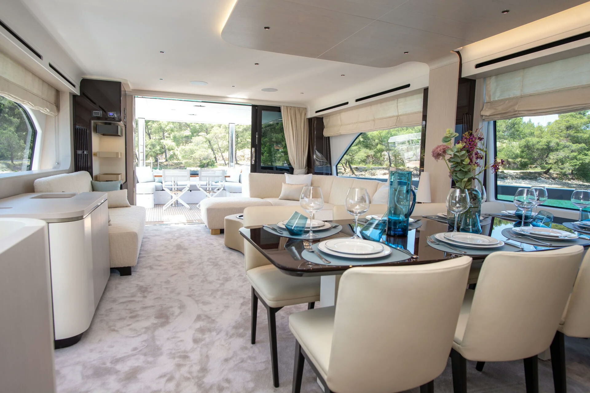 Interior AZIMUT 78 image 13