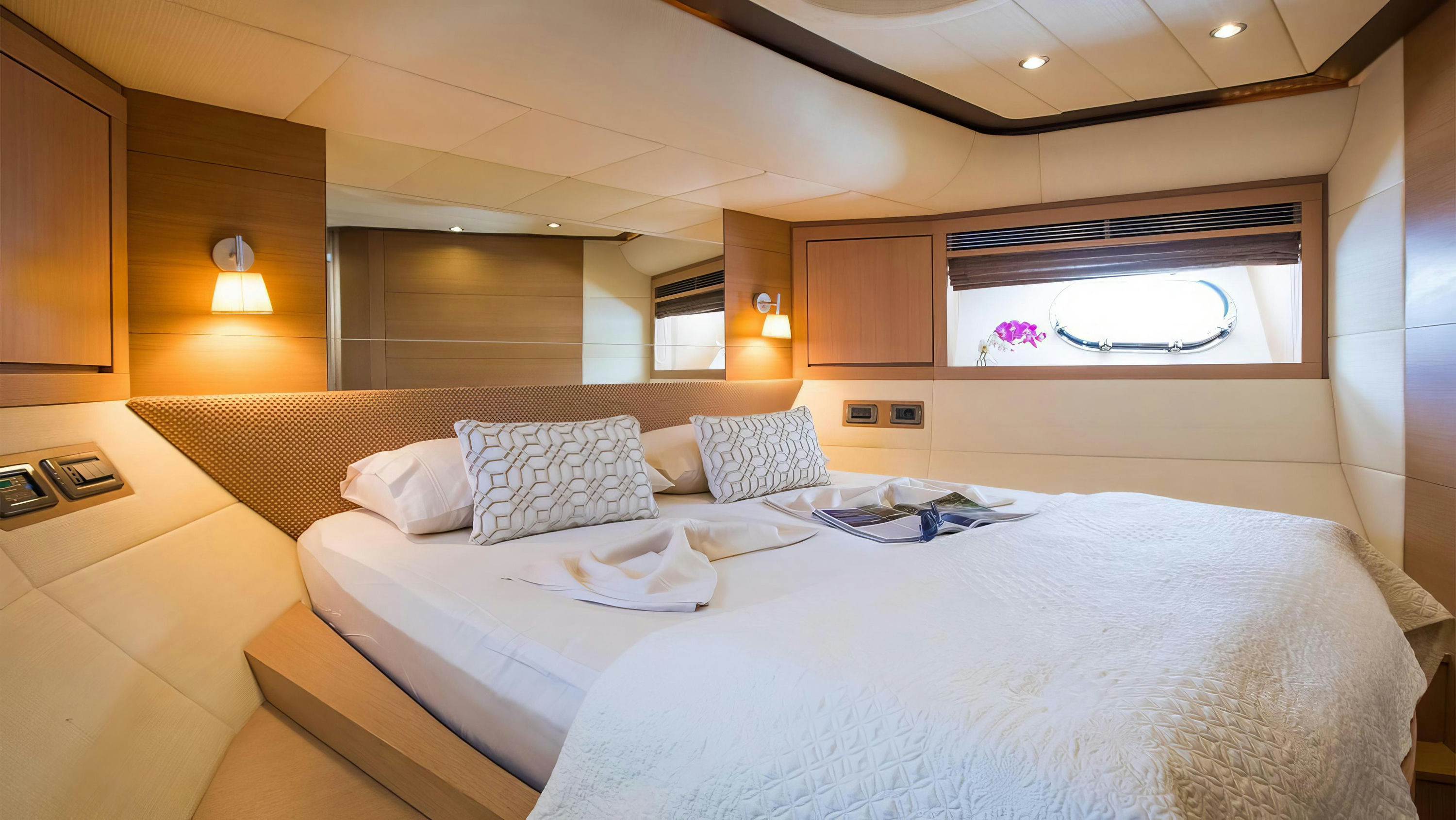 Interior Filippetti F76 image 22