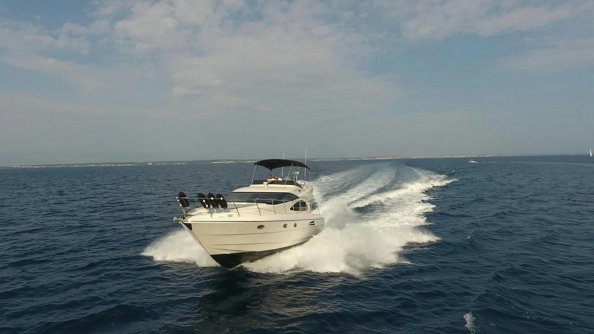 Astondoa 46 Fly photo 3