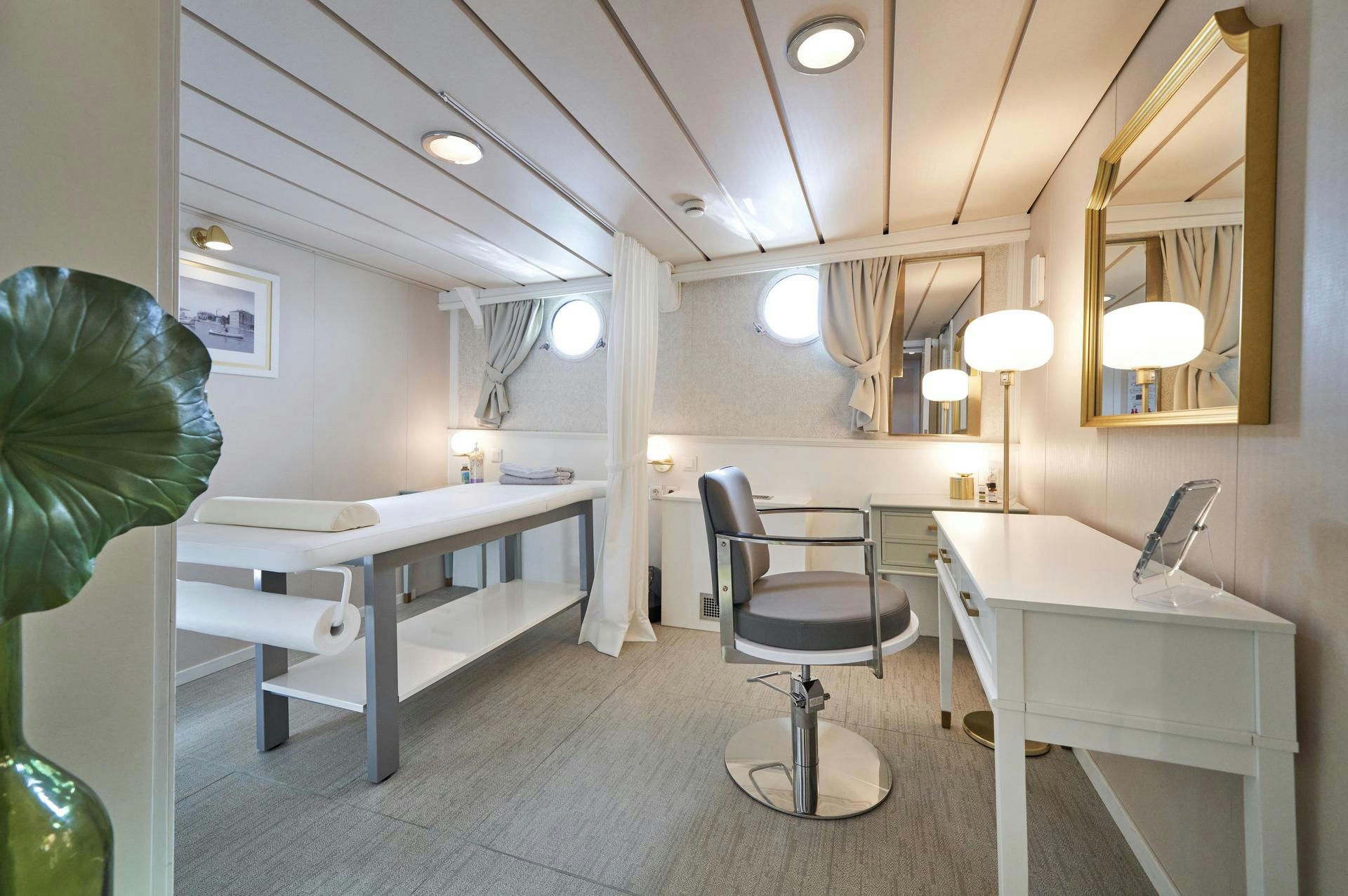 Interior La Perla image 32