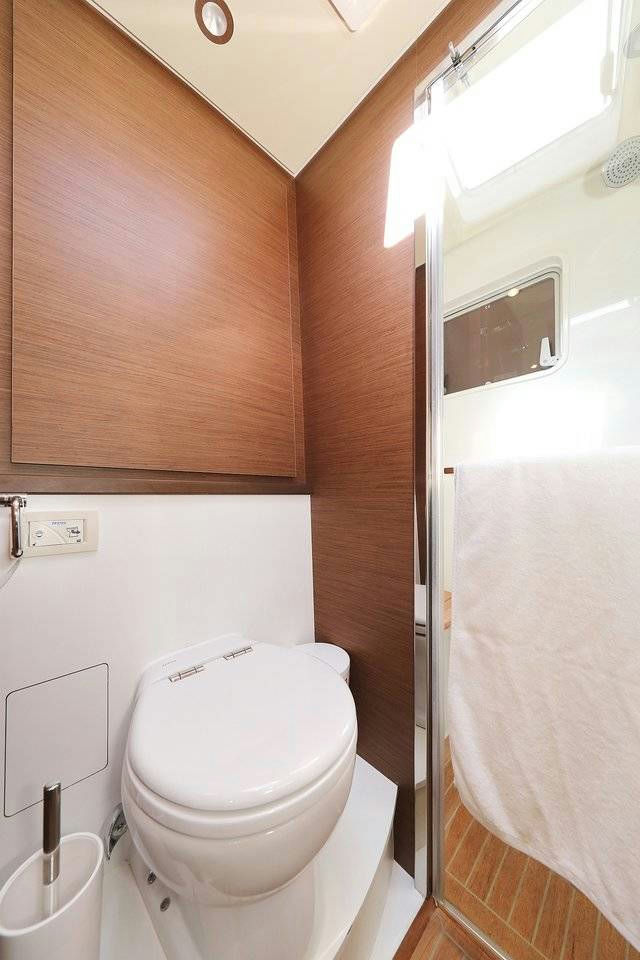 Interior LAGOON 620 image 26