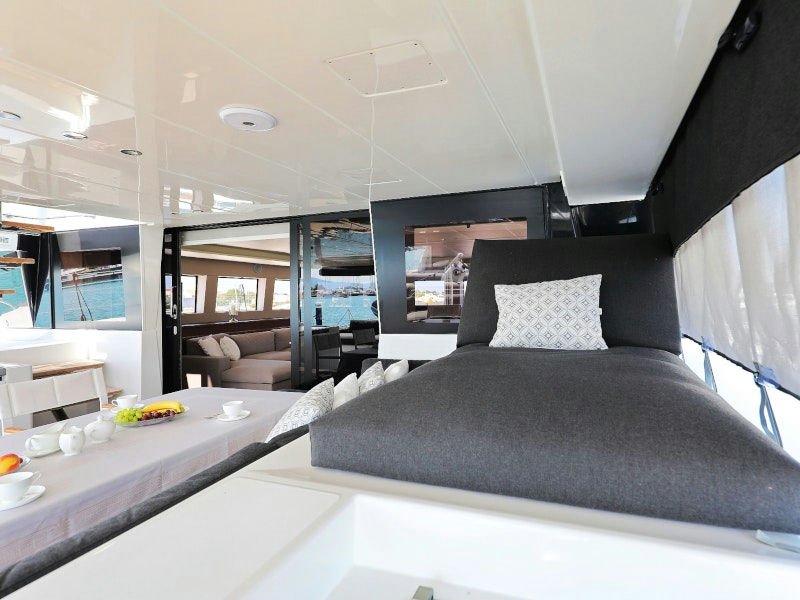 Lagoon 620 cockpit 2