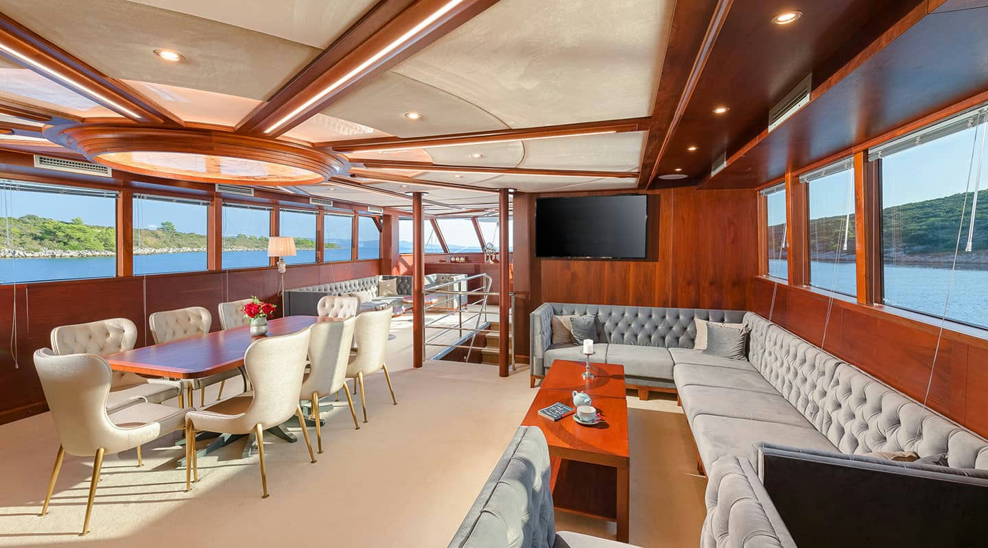 Interior LADY GITA image 14