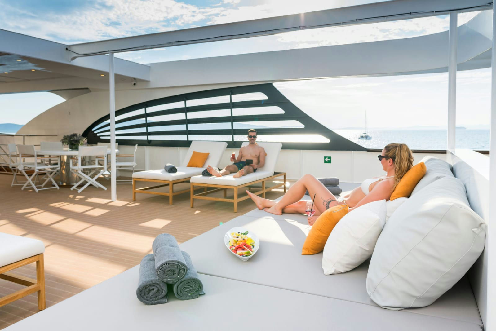 Dubrovnikcharter launge1