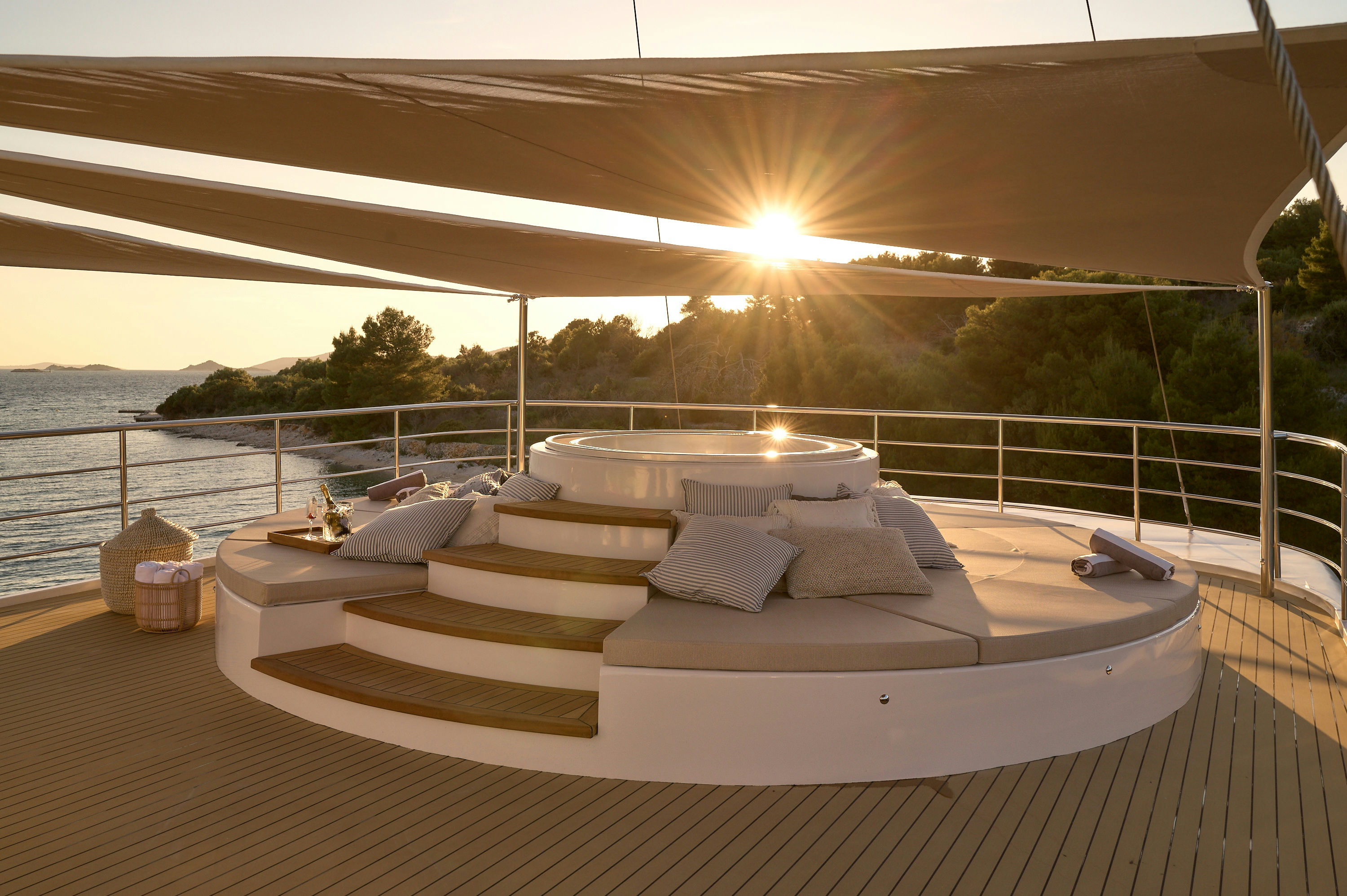 BELLEZZA YACHT 1 (84) jacuzzi sharpen