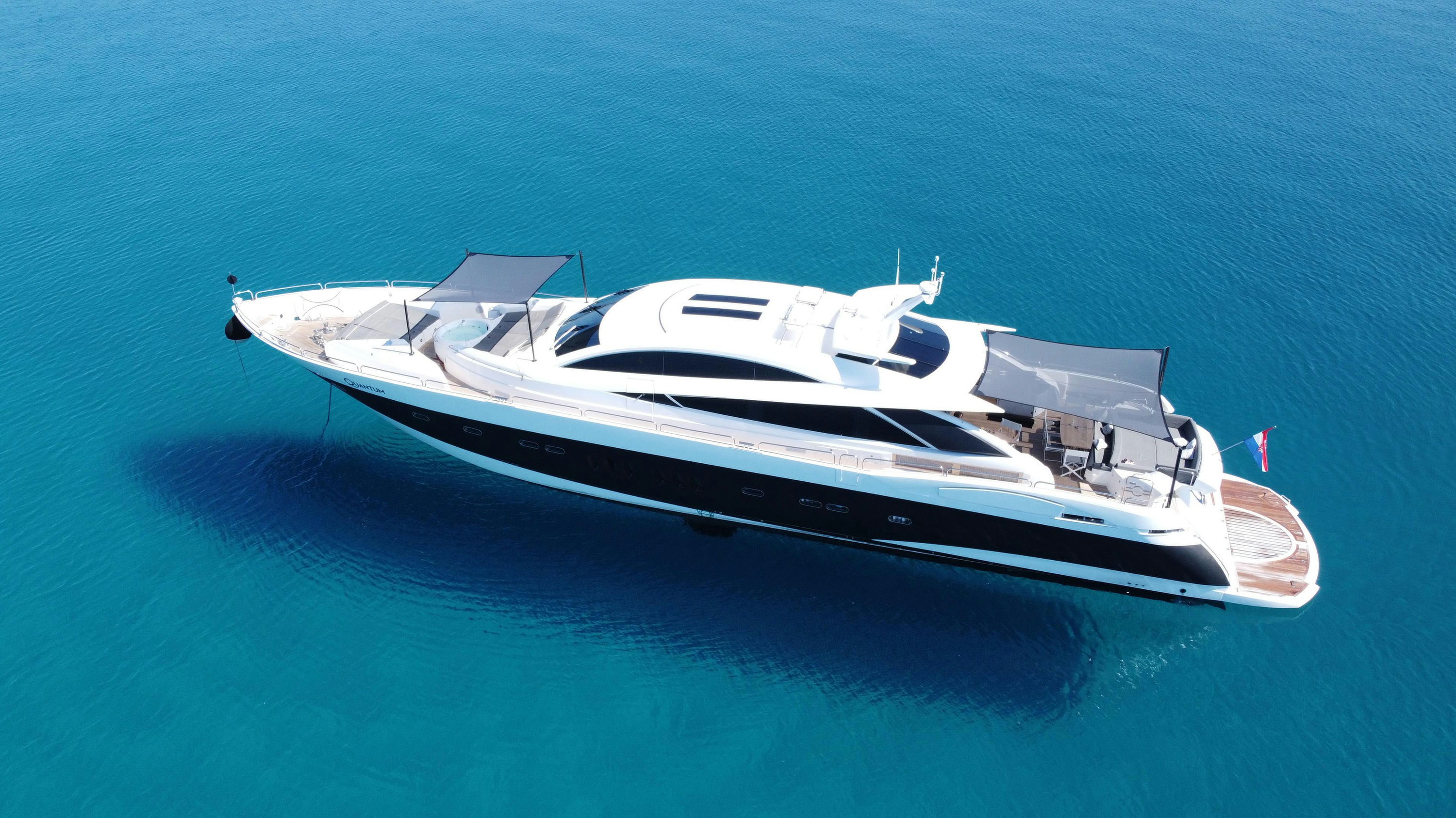 Exterior PREDATOR 108 image 1