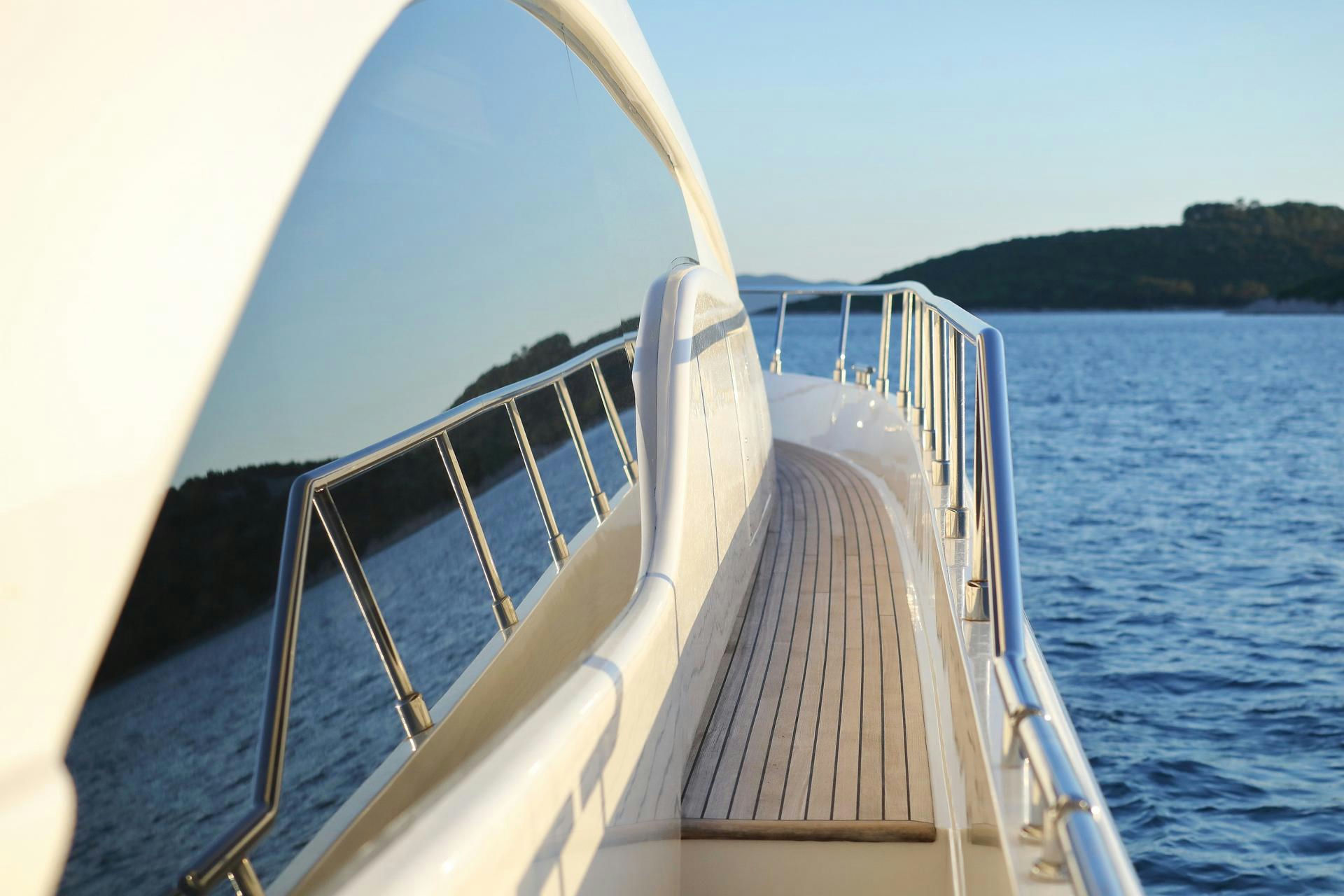 Exterior Ferretti 681 image 3