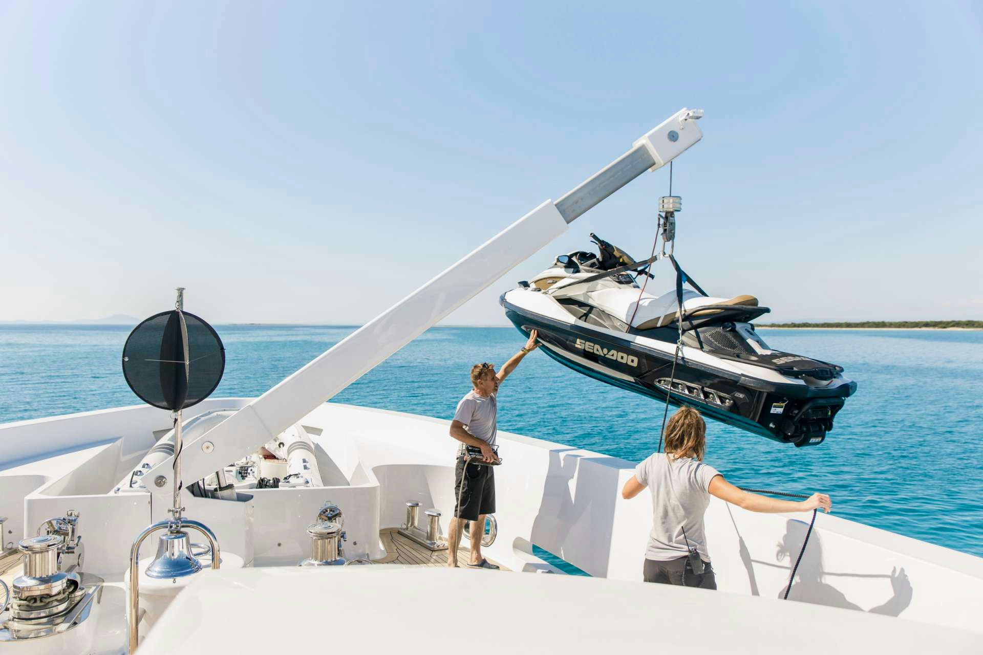 Exterior ISA YACHT 47 image 19