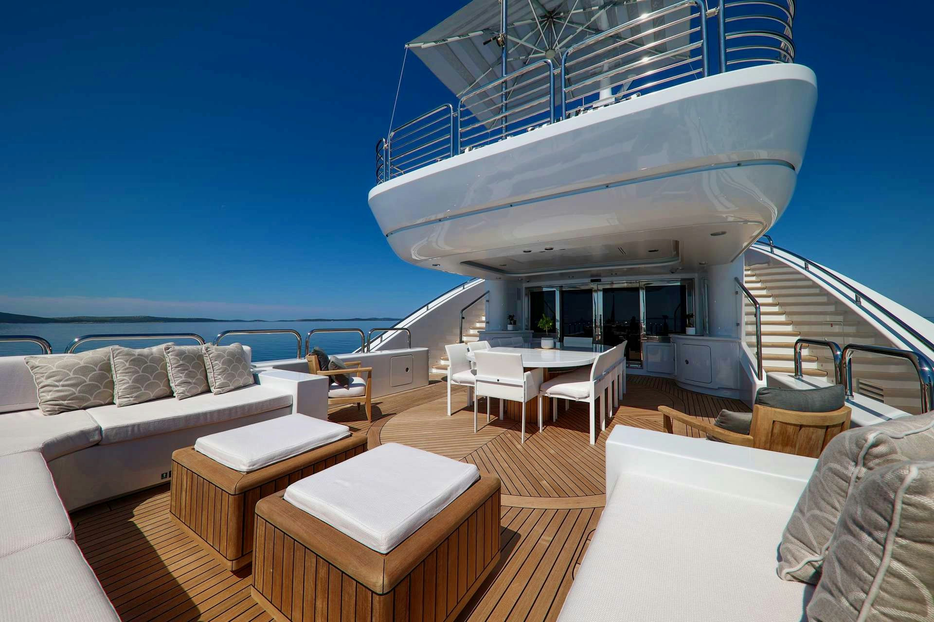 Exterior ISA YACHT 47 image 9