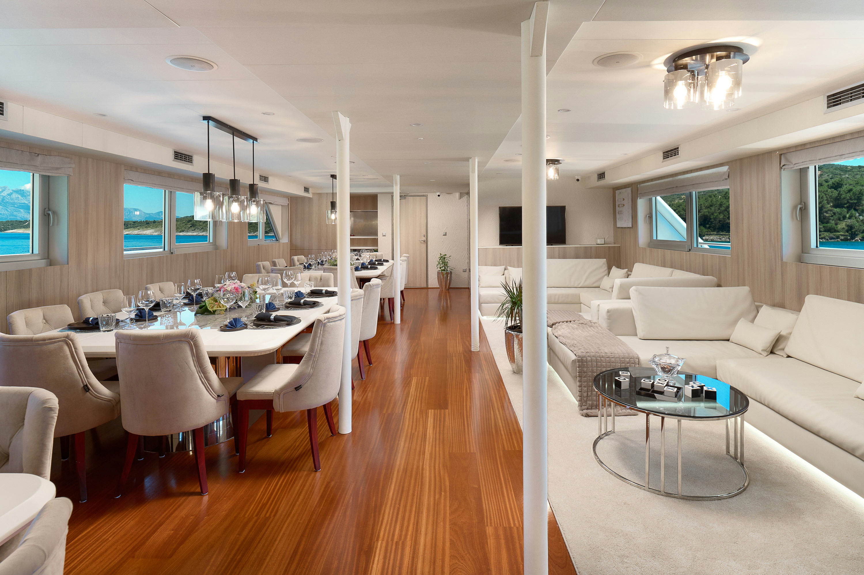 Interior CRISTAL image 17