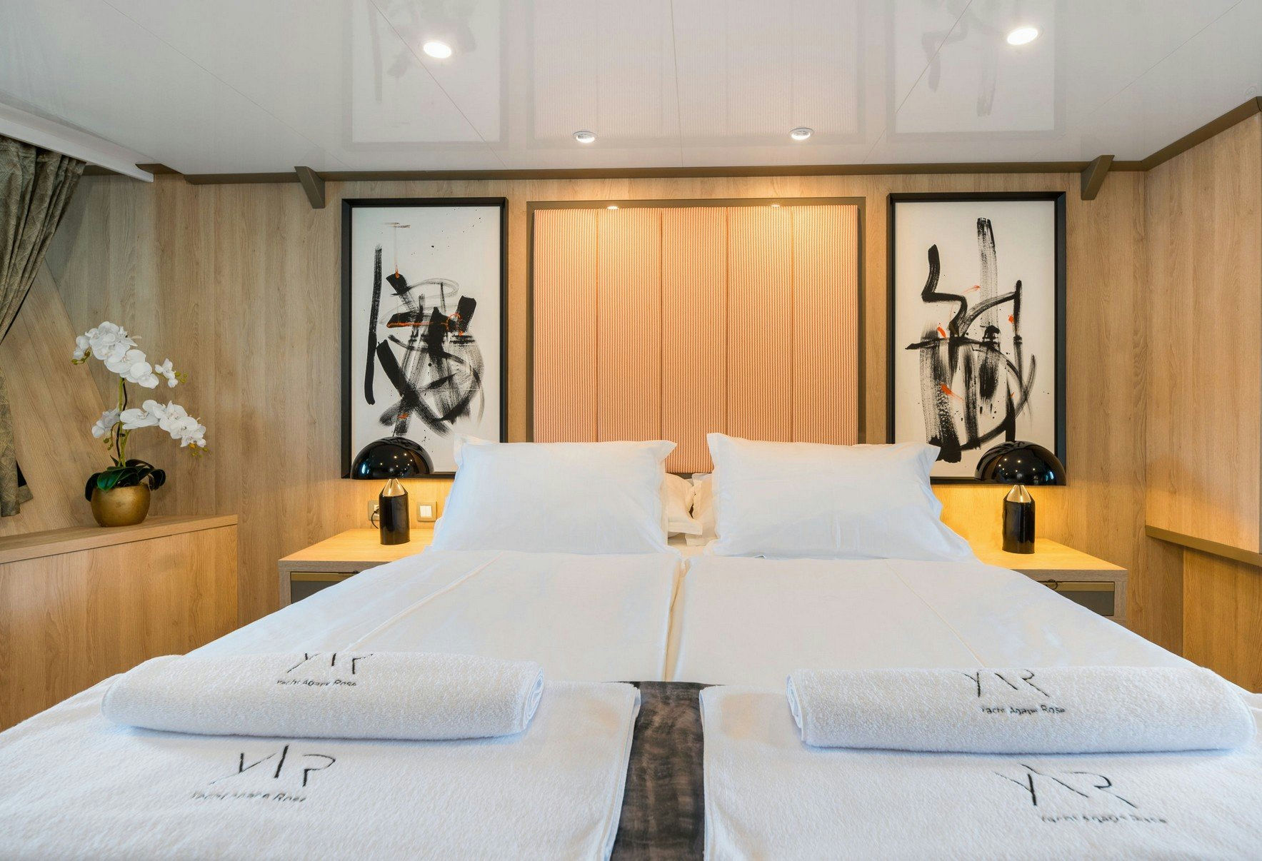 Interior Agape Rose image 38