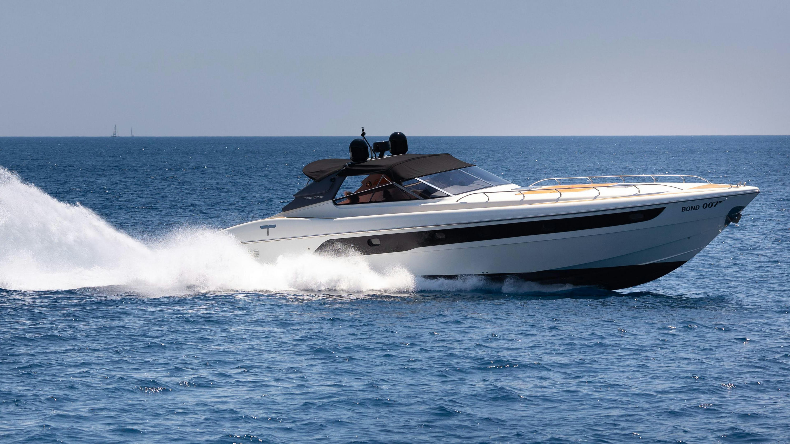 Exterior TECNOMAR MADRAS 64 image 2