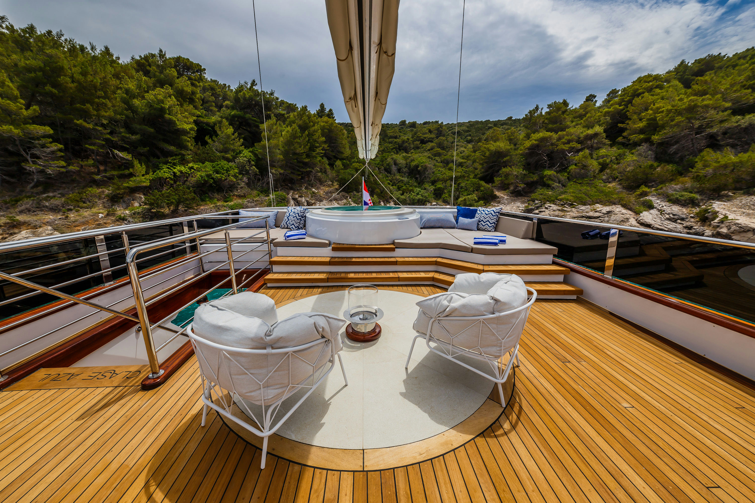 Exterior CLASE AZUL image 1