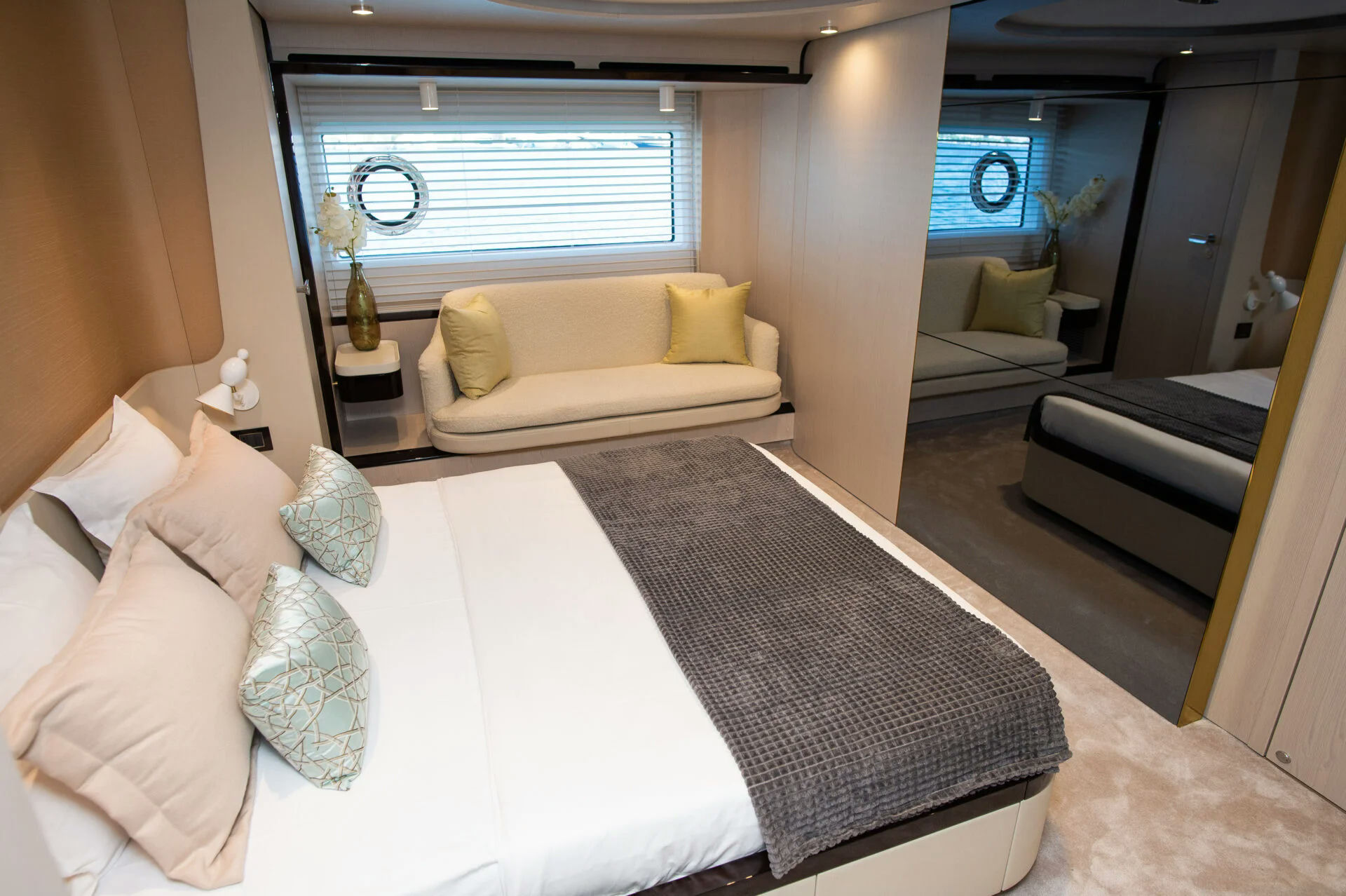Interior AZIMUT 78 image 22