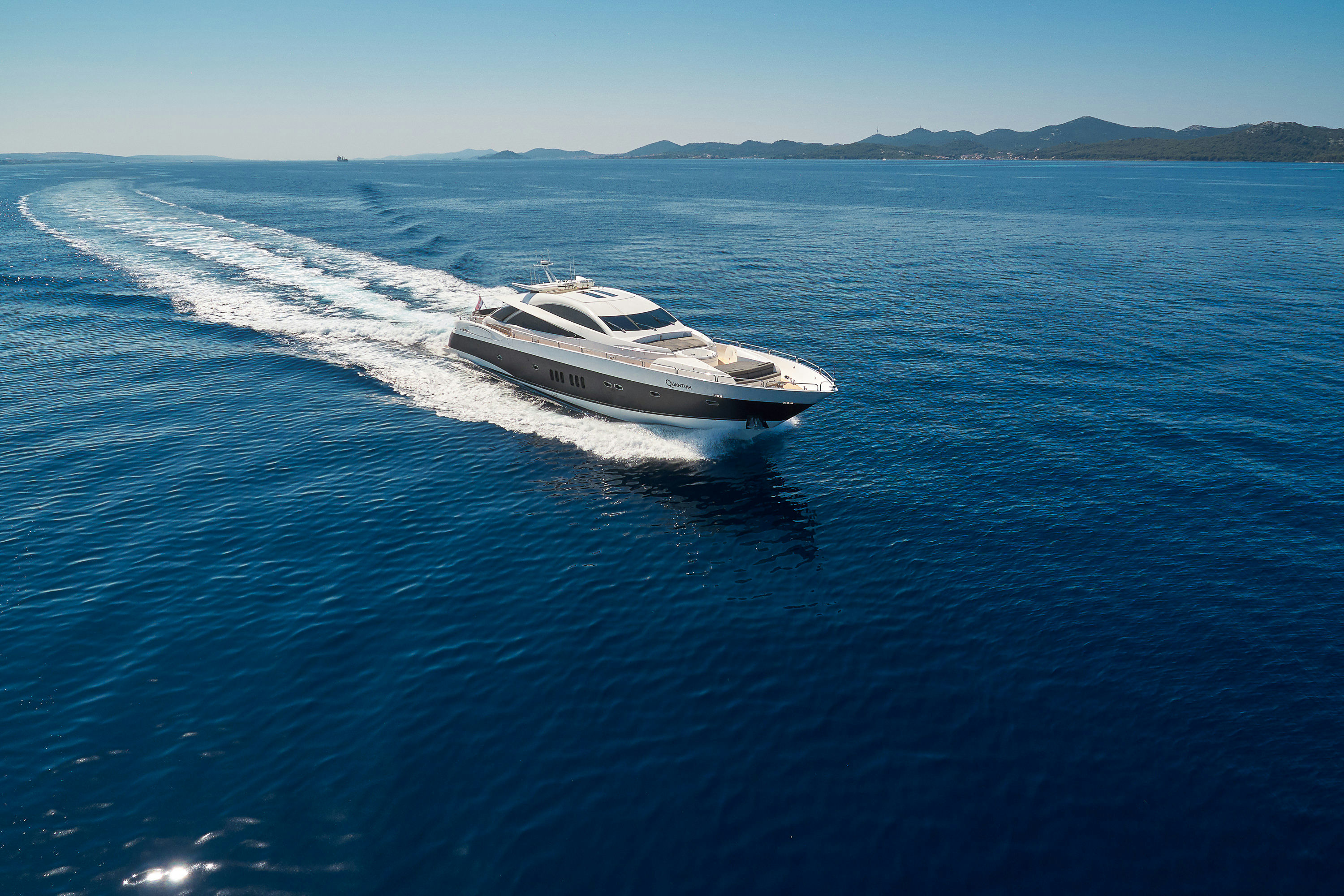 Exterior PREDATOR 108 image 4