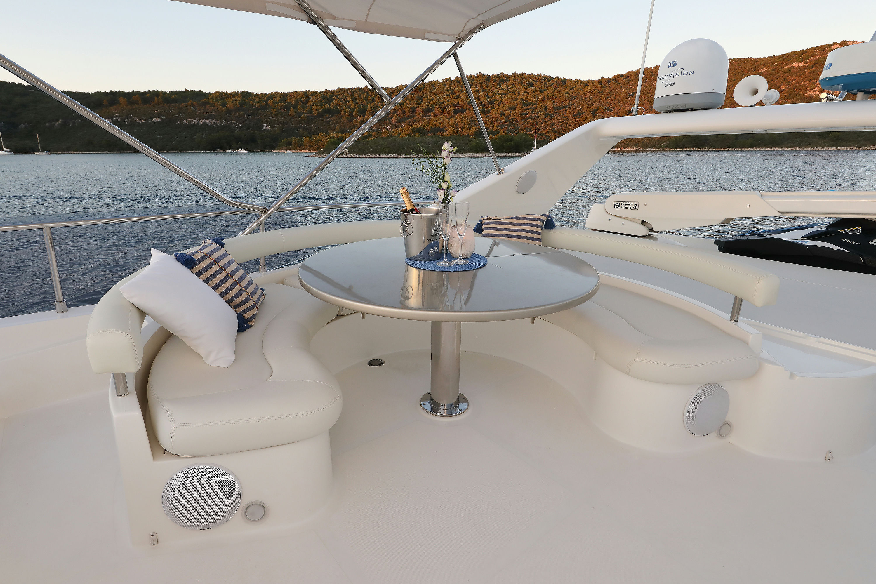 Ferretti 681 photo 23