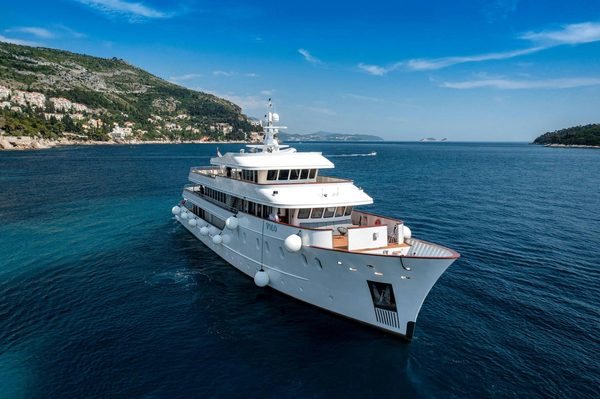 Exterior Yolo image 2