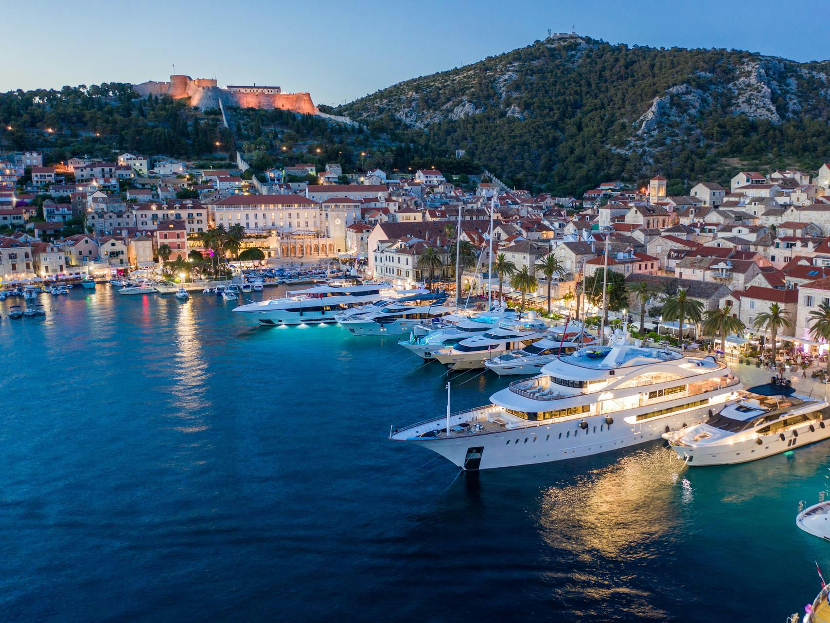 hvarport DubrovnikCharter