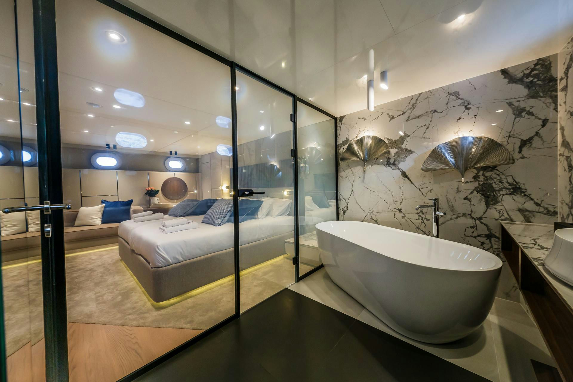 Interior Clase Azul image 15