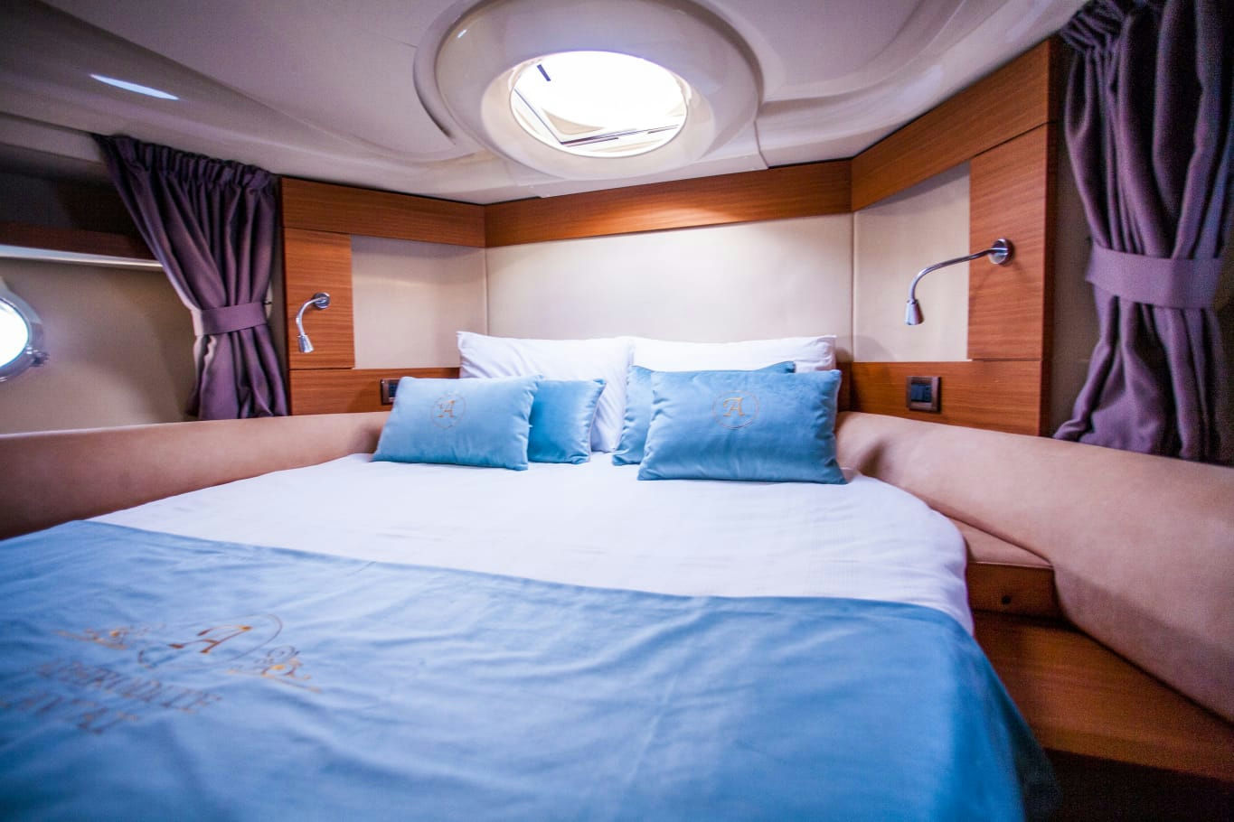 Interior Azimut 43 image 15