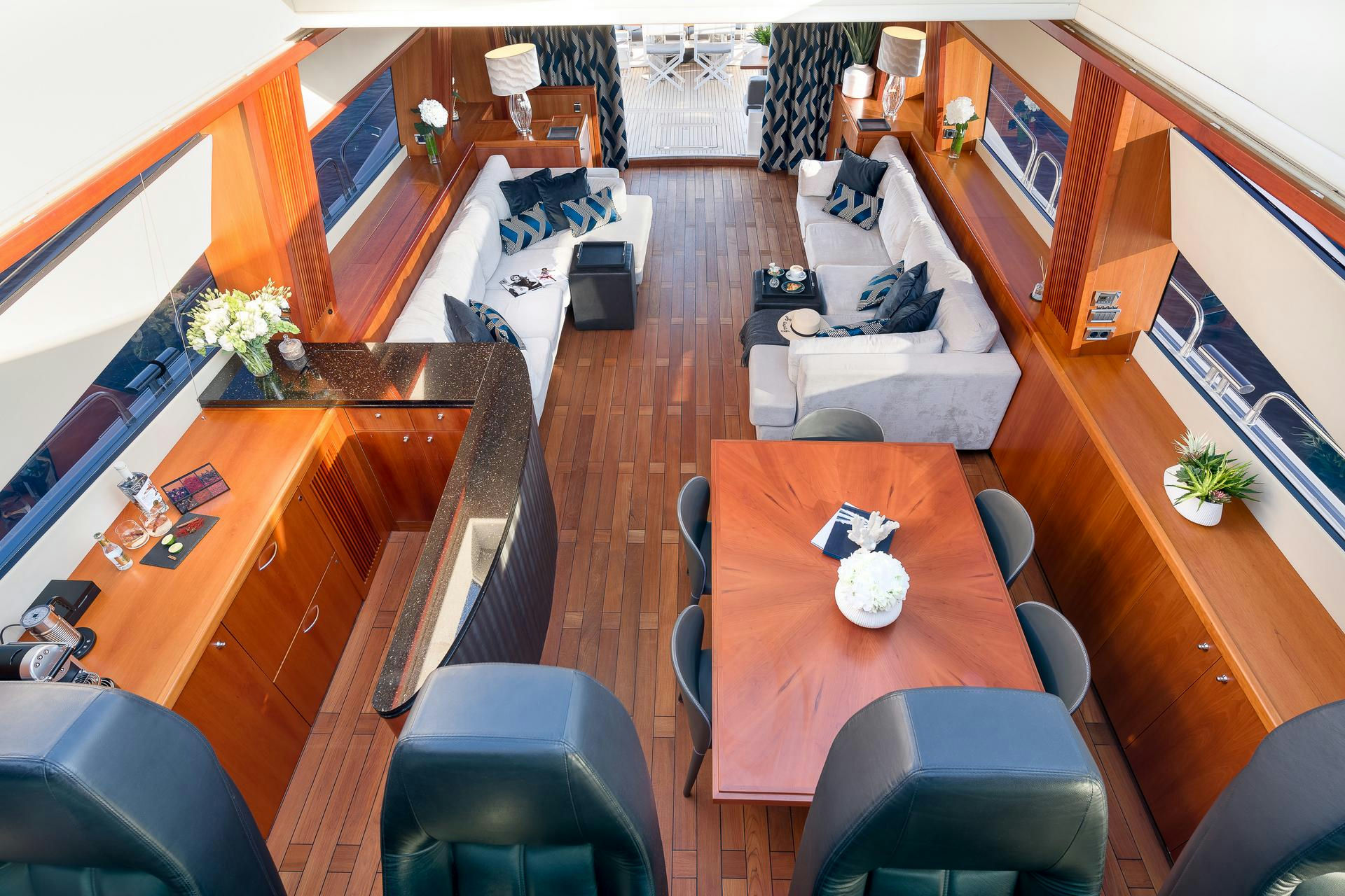 Interior Predator 108 image 27