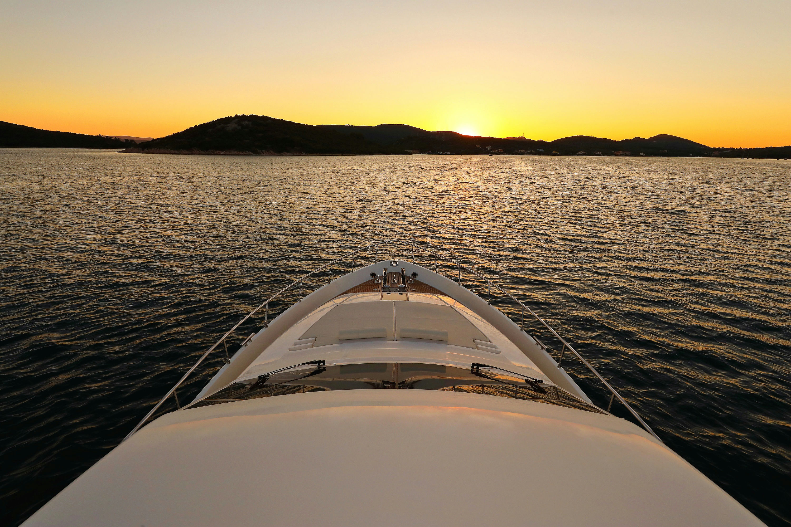 Ferretti681 exterior sunset Split day charter