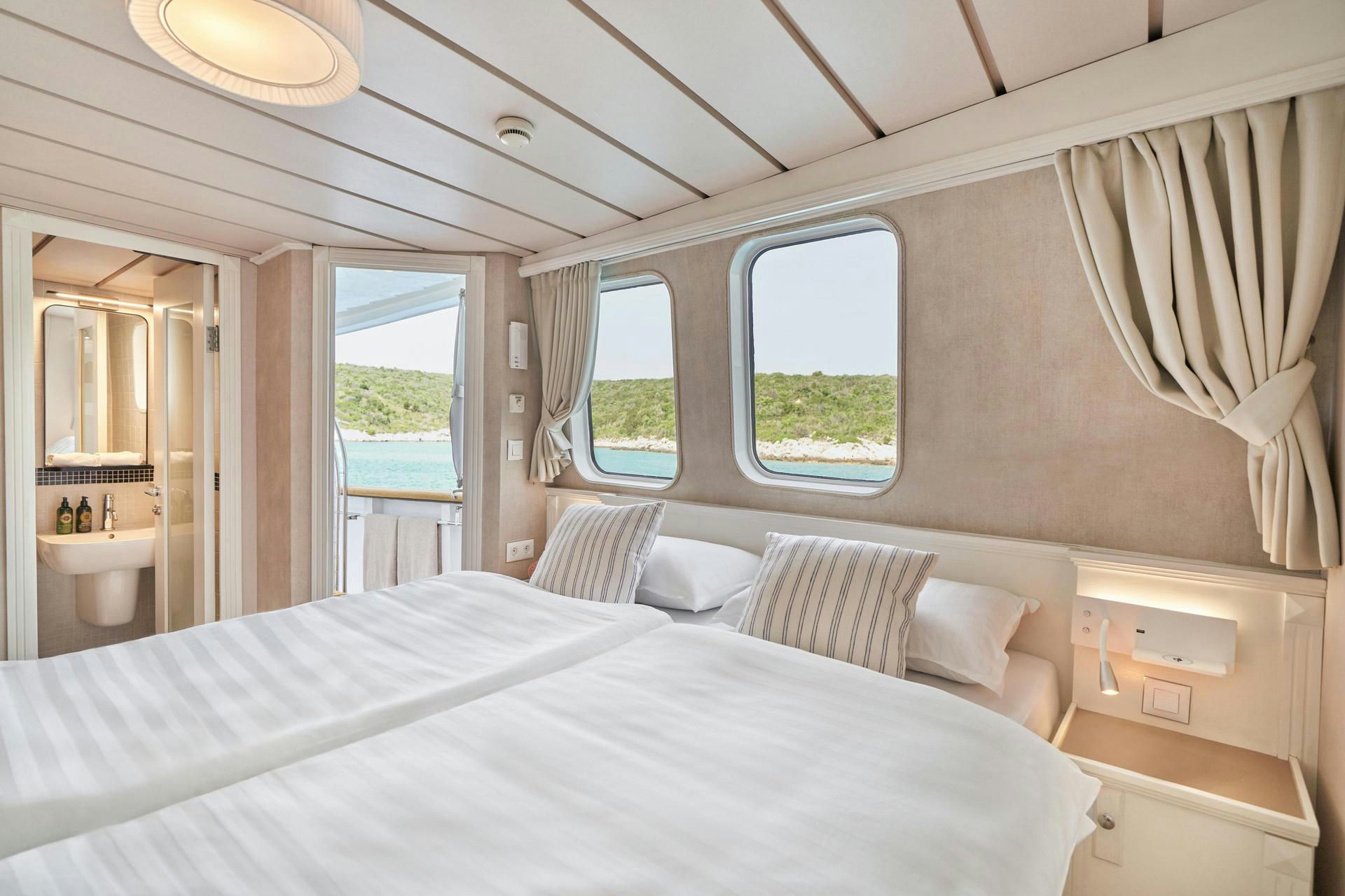 Interior La Perla image 27