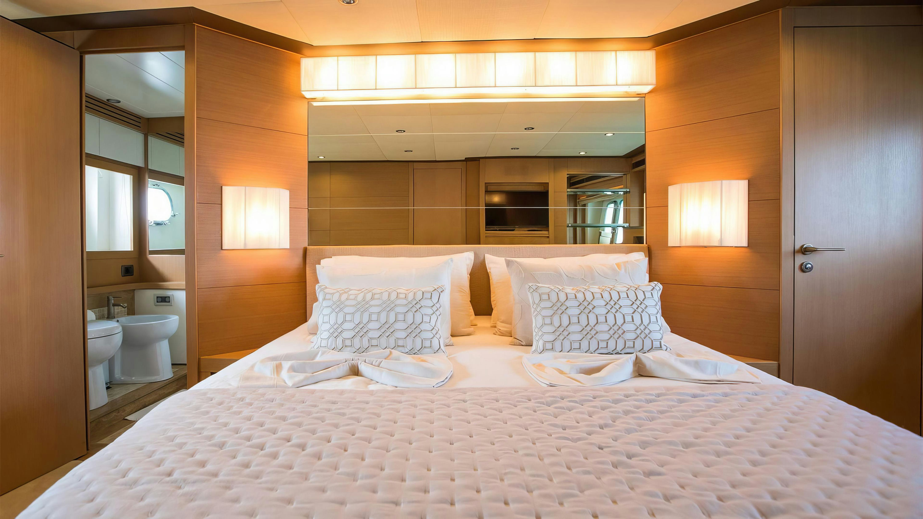 Interior Filippetti F76 image 25