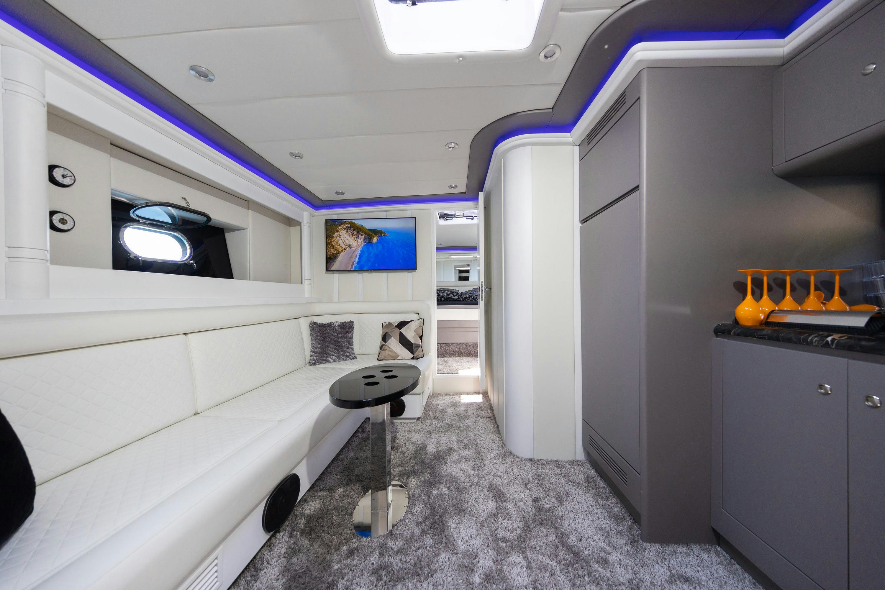 Interior TECNOMAR MADRAS 64 image 18