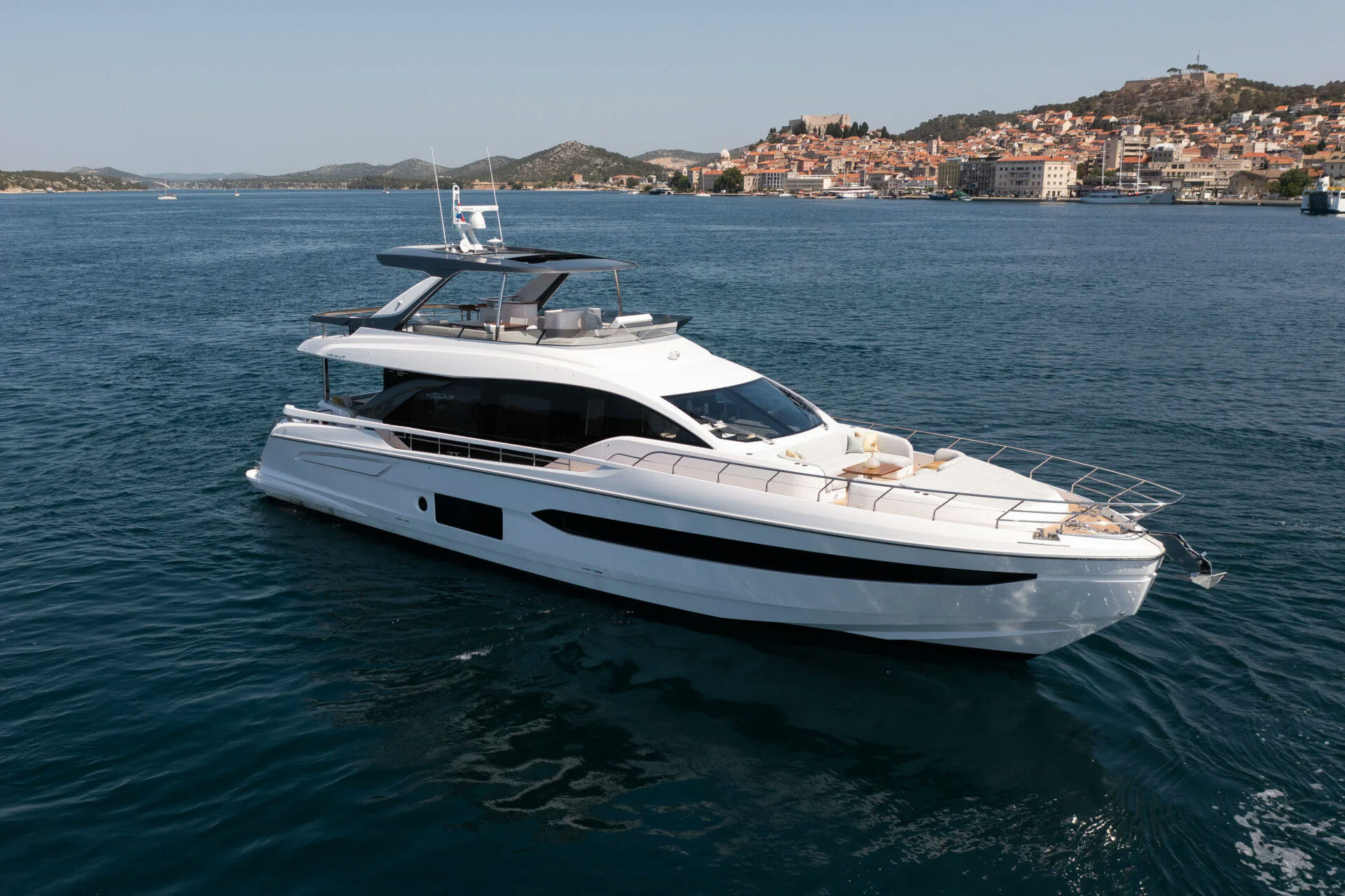 Exterior AZIMUT 78 image 2