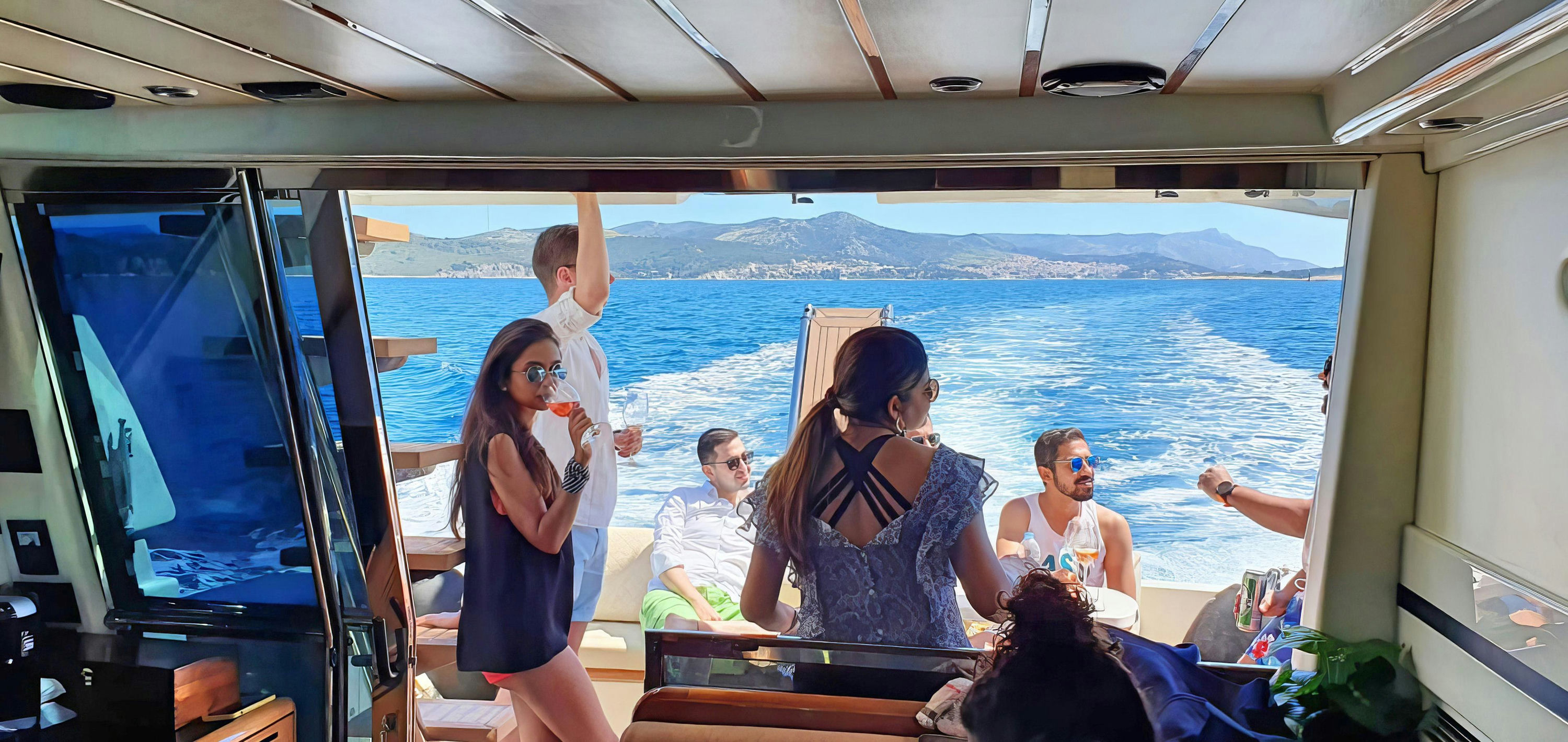 Dubrovnik Charter Ferretti 43 Charter yacht