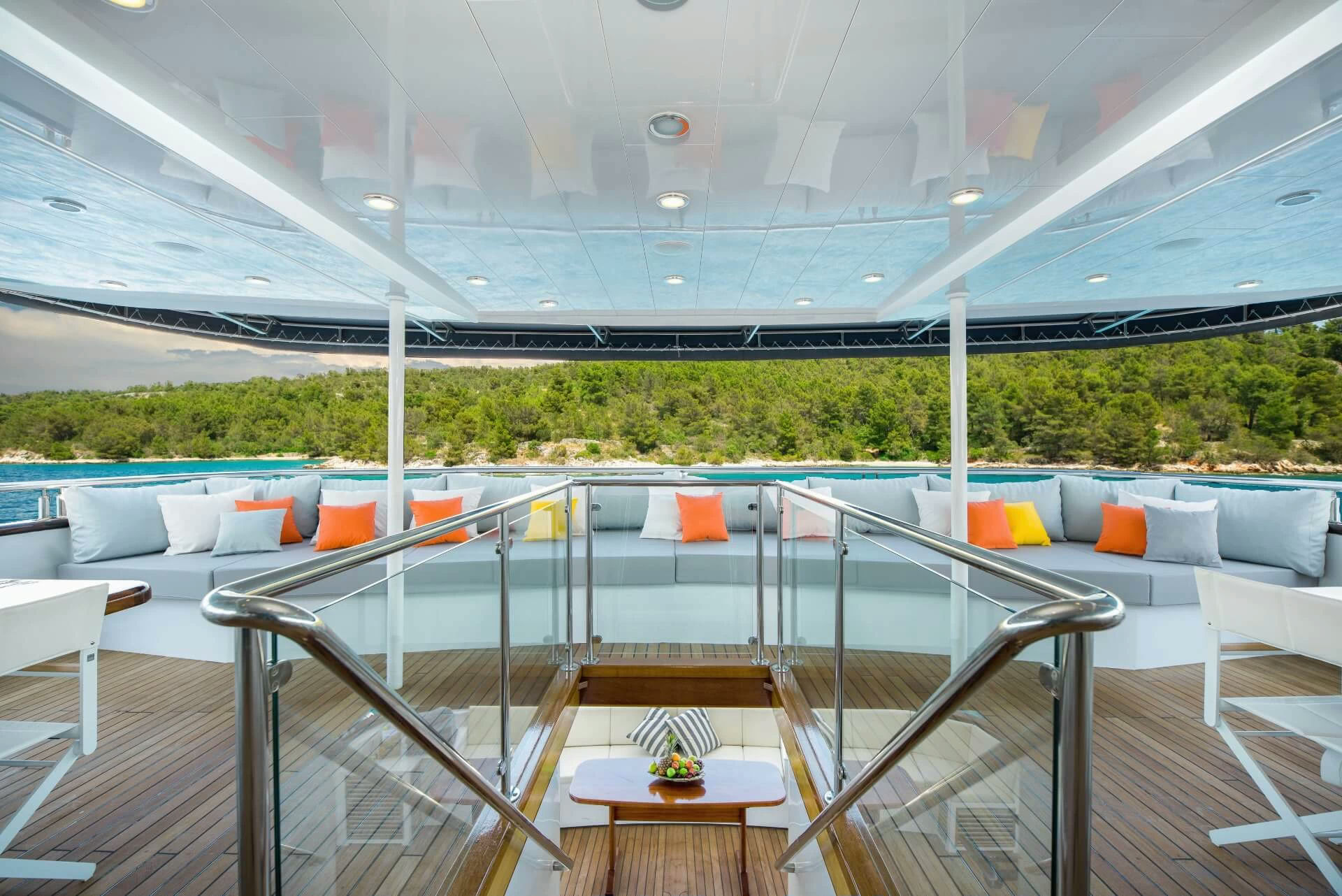 Dubrovnikcharter deck