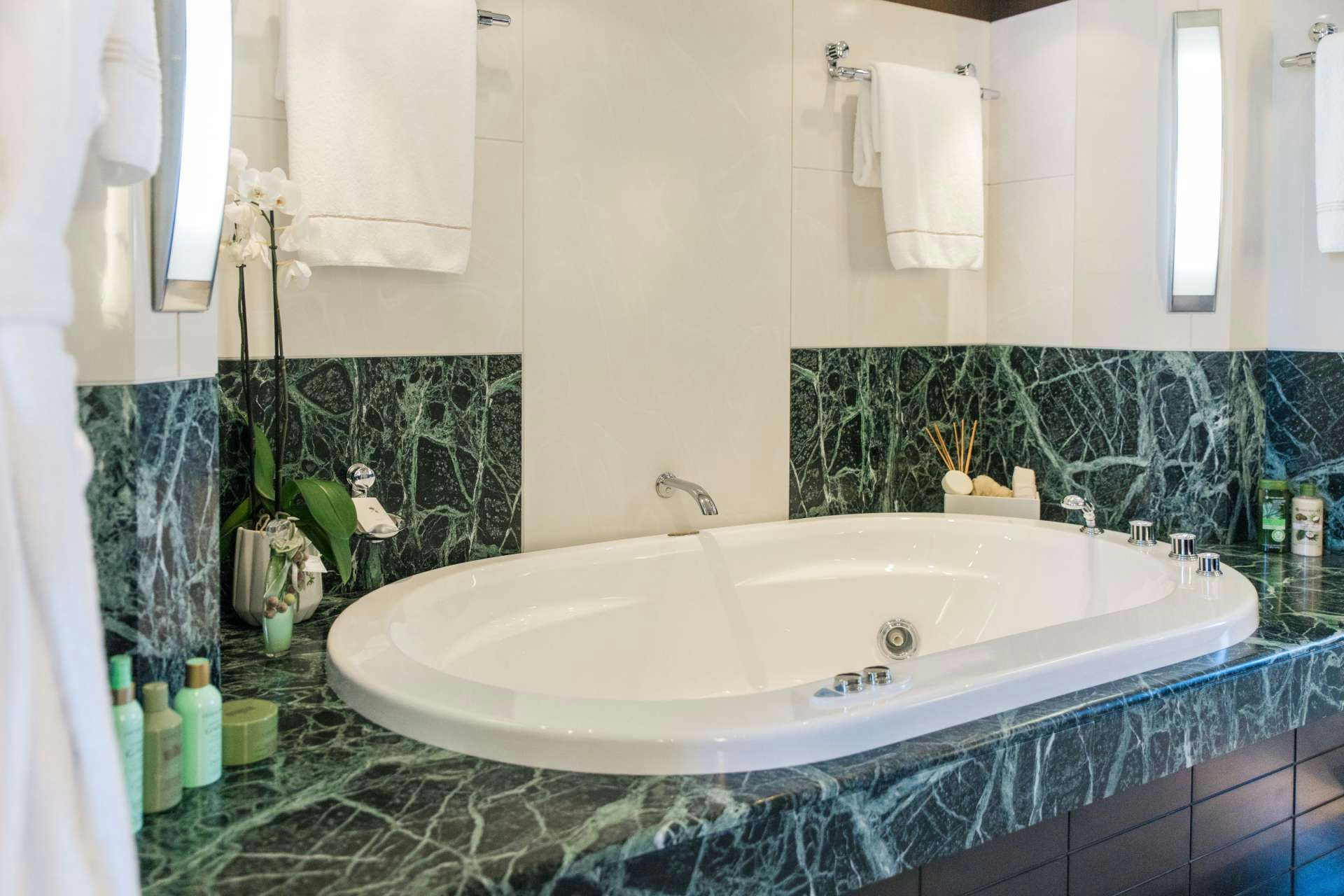 Interior ISA YACHT 47 image 29