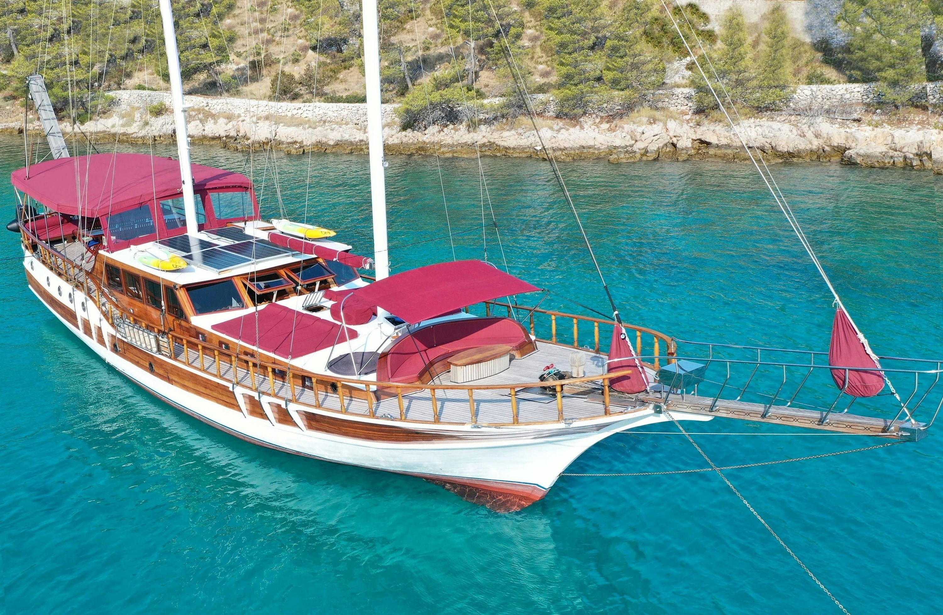 Exterior GULET TANGO image 1