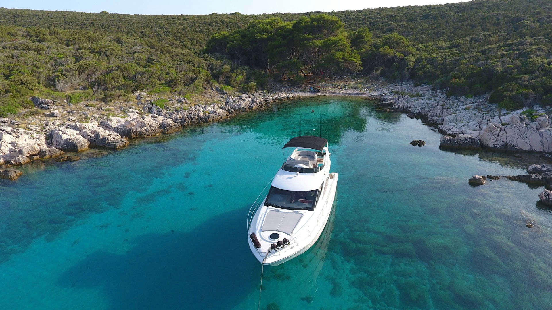 Astondoa 46 Fly photo 16