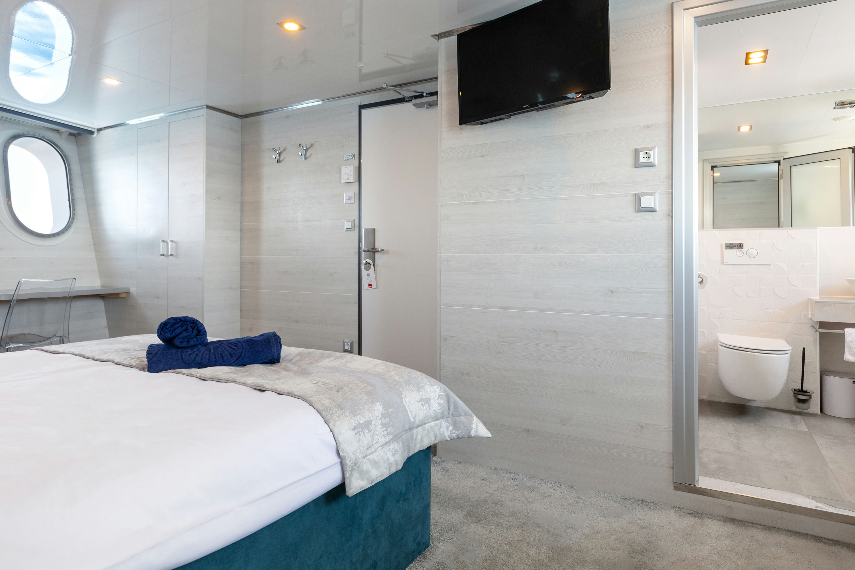 Interior YOLO image 21