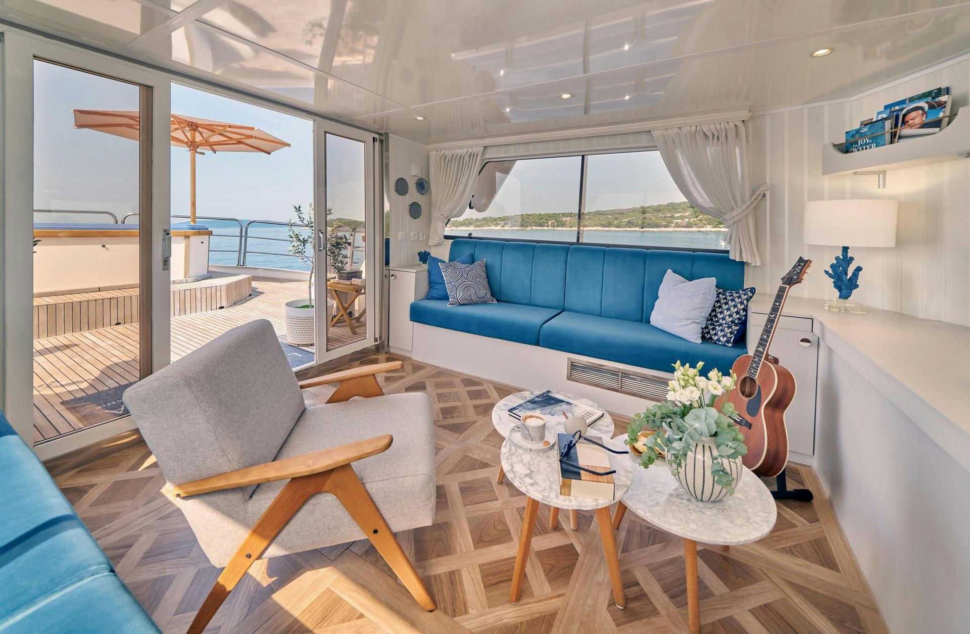 Interior La Perla image 16