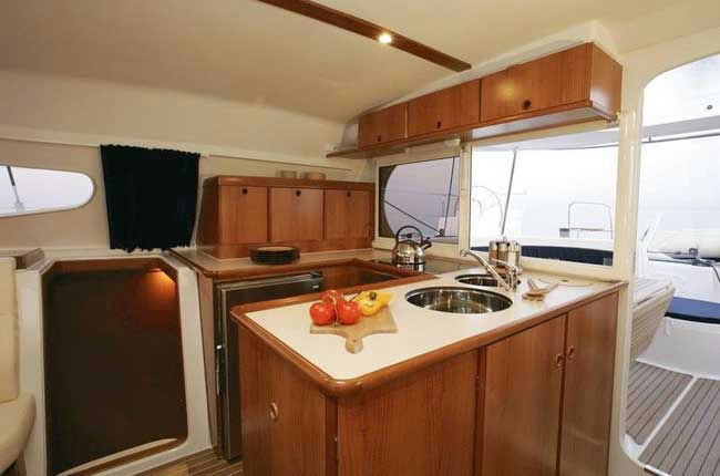 Interior Nautitech 44 image 6