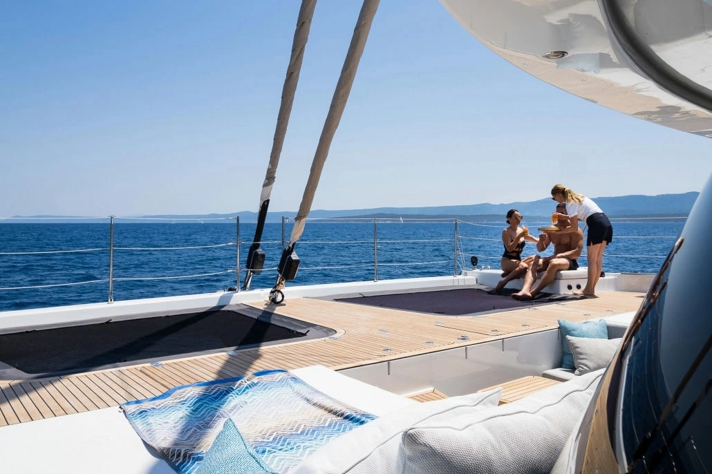 Catamarans article cover
