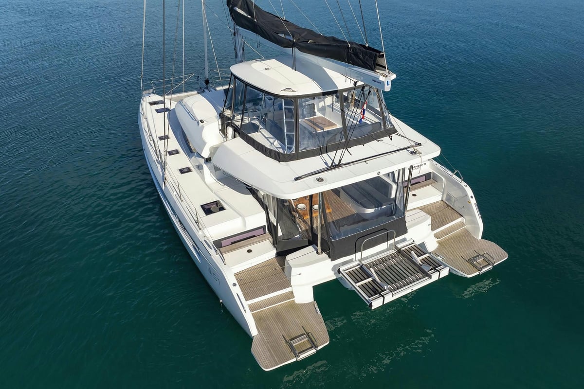 Exterior Lagoon 51 image 0