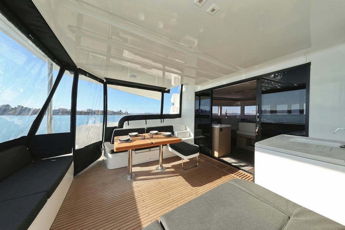 Exterior Lagoon 51 image 10