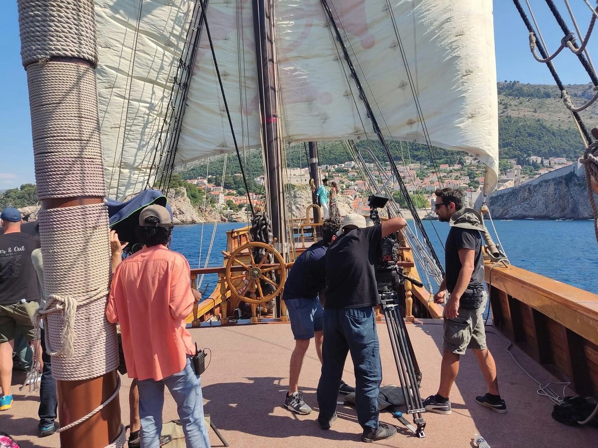 Exterior Galleon Tirena image 9