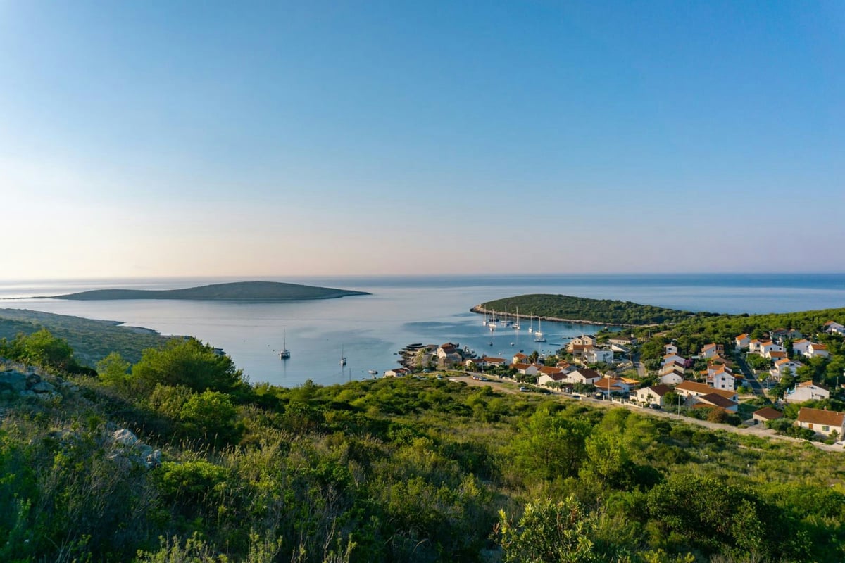 Split to Vis via Zlatni Rat and Hvar Town inline image 2