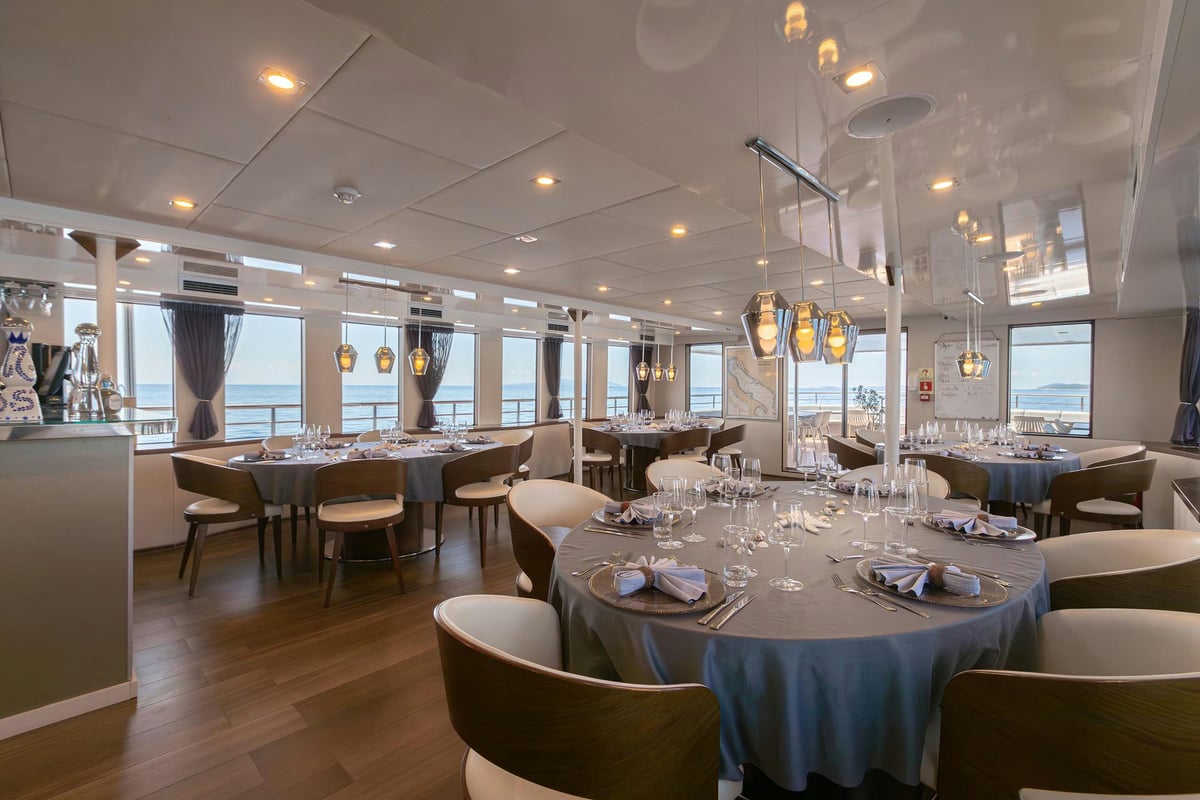 Interior Yolo image 16