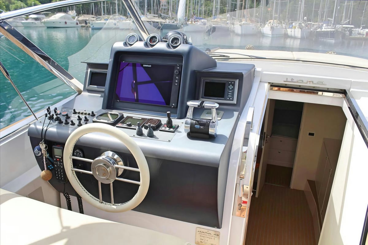 Exterior Itama 45 image 5