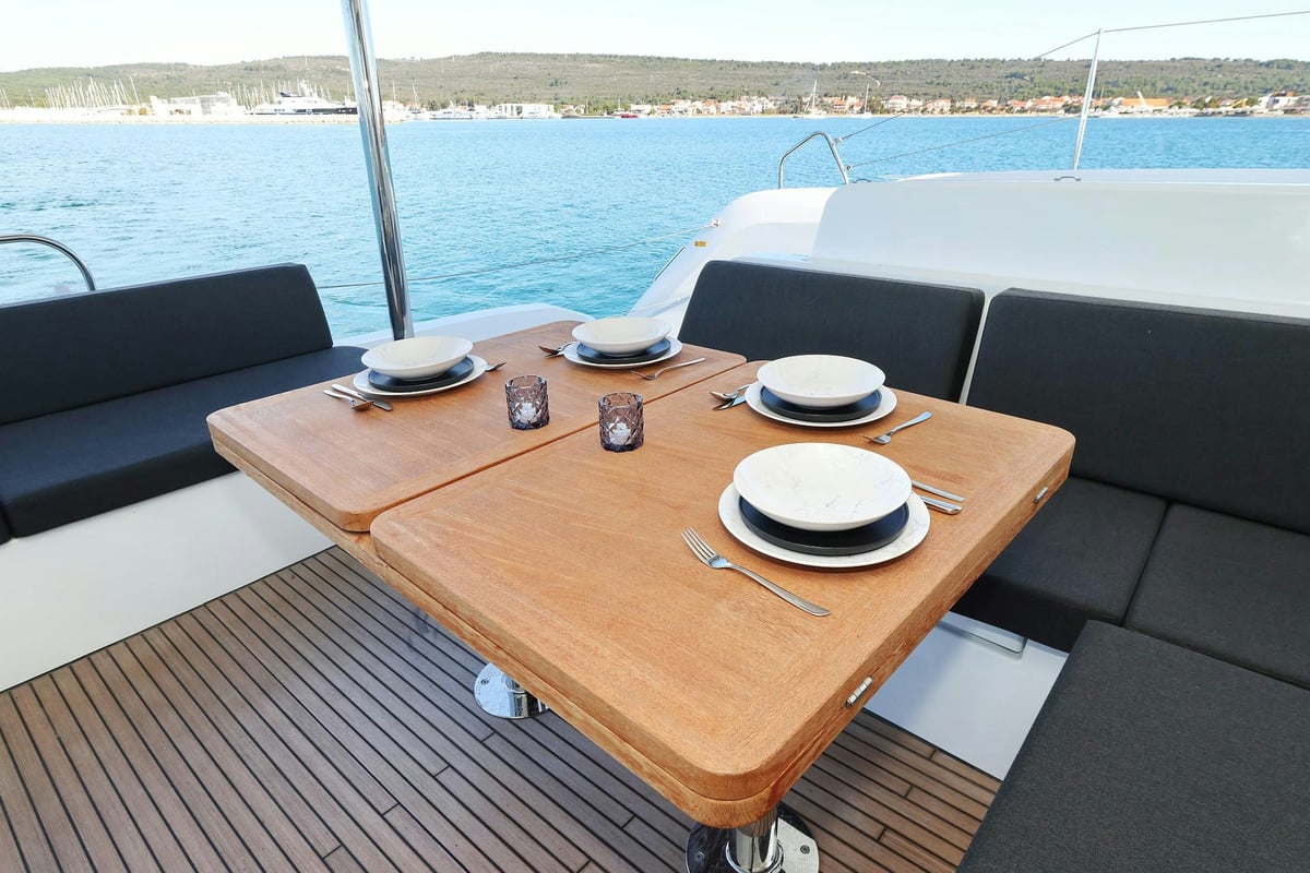 Exterior Lagoon 51 image 8