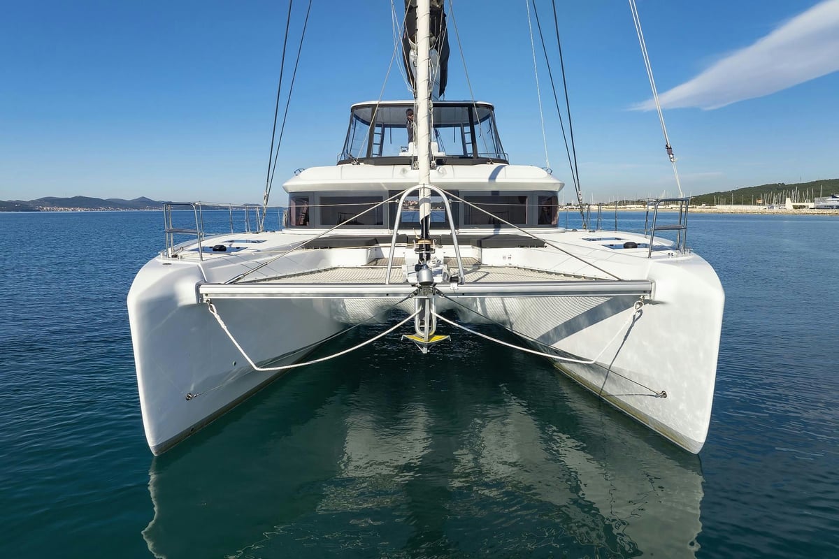 Exterior Lagoon 51 image 2