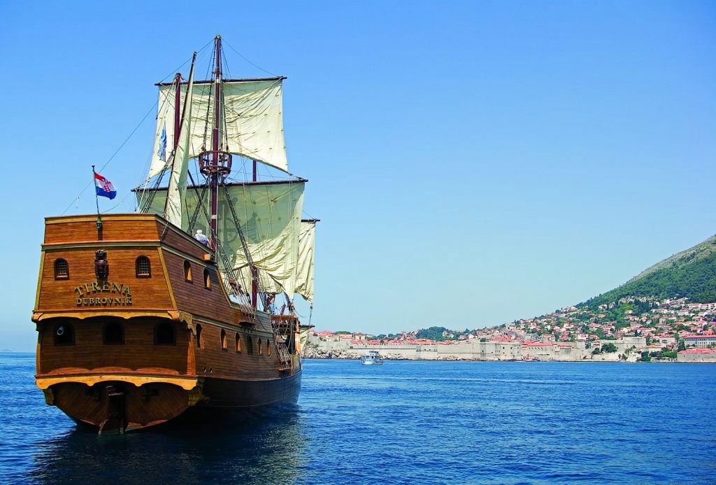 Exterior Galleon Tirena image 7